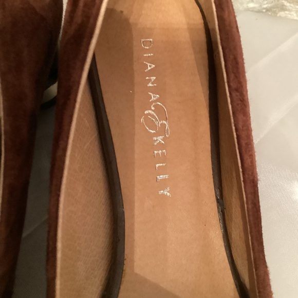 Diana E Kelly brown suede ballet flats - Picture 10 of 12